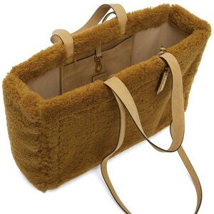 BNWT AW21 JACQUEMUS "LE CABAS NEVE" SHEARLING SHOULDER BAG